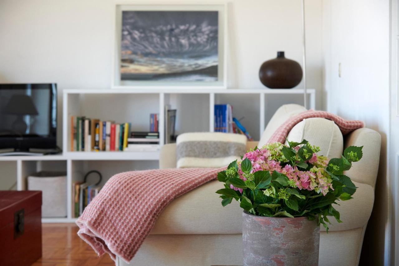 Bright Apartment With Garden In Κασκαΐς Εξωτερικό φωτογραφία